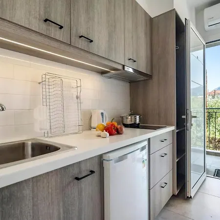 Blue Star Aparthotel 4*