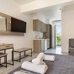 Lägenhetshotell Blue Star 4*